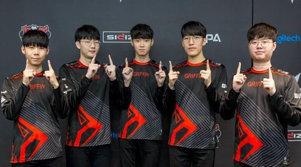 令人瞩目的 令人瞩目的